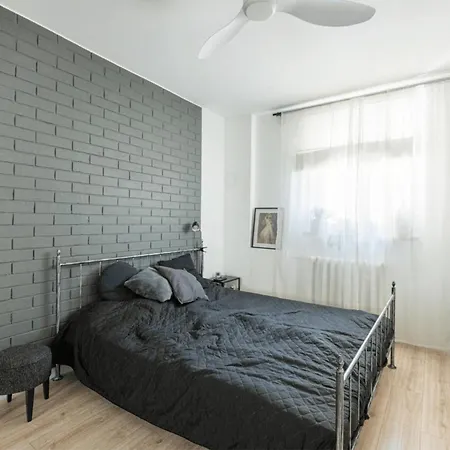 Luxury Private Floor Apartment, Sleeps 6, Rynek Appartement